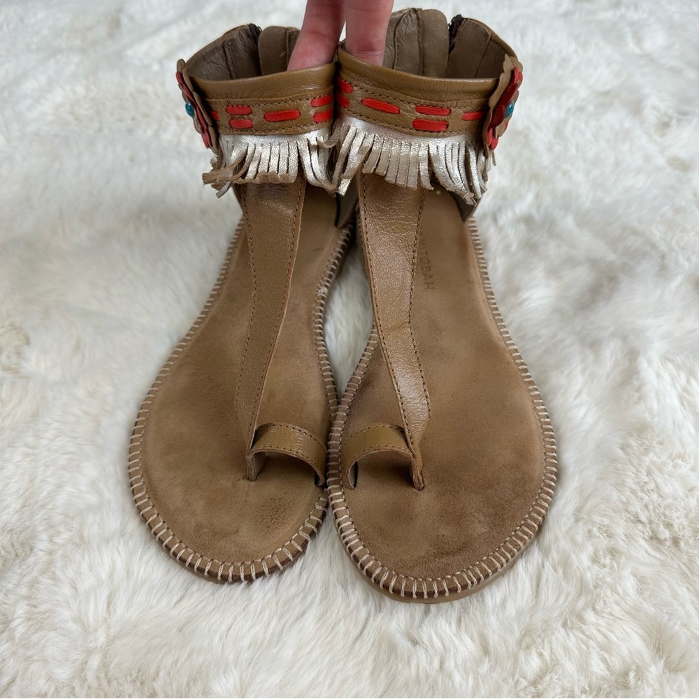 Manitobah Mukluks Wasaga Ankle Sandal Light Brown Red Tan Fringe, 8 - Picture 4 of 11